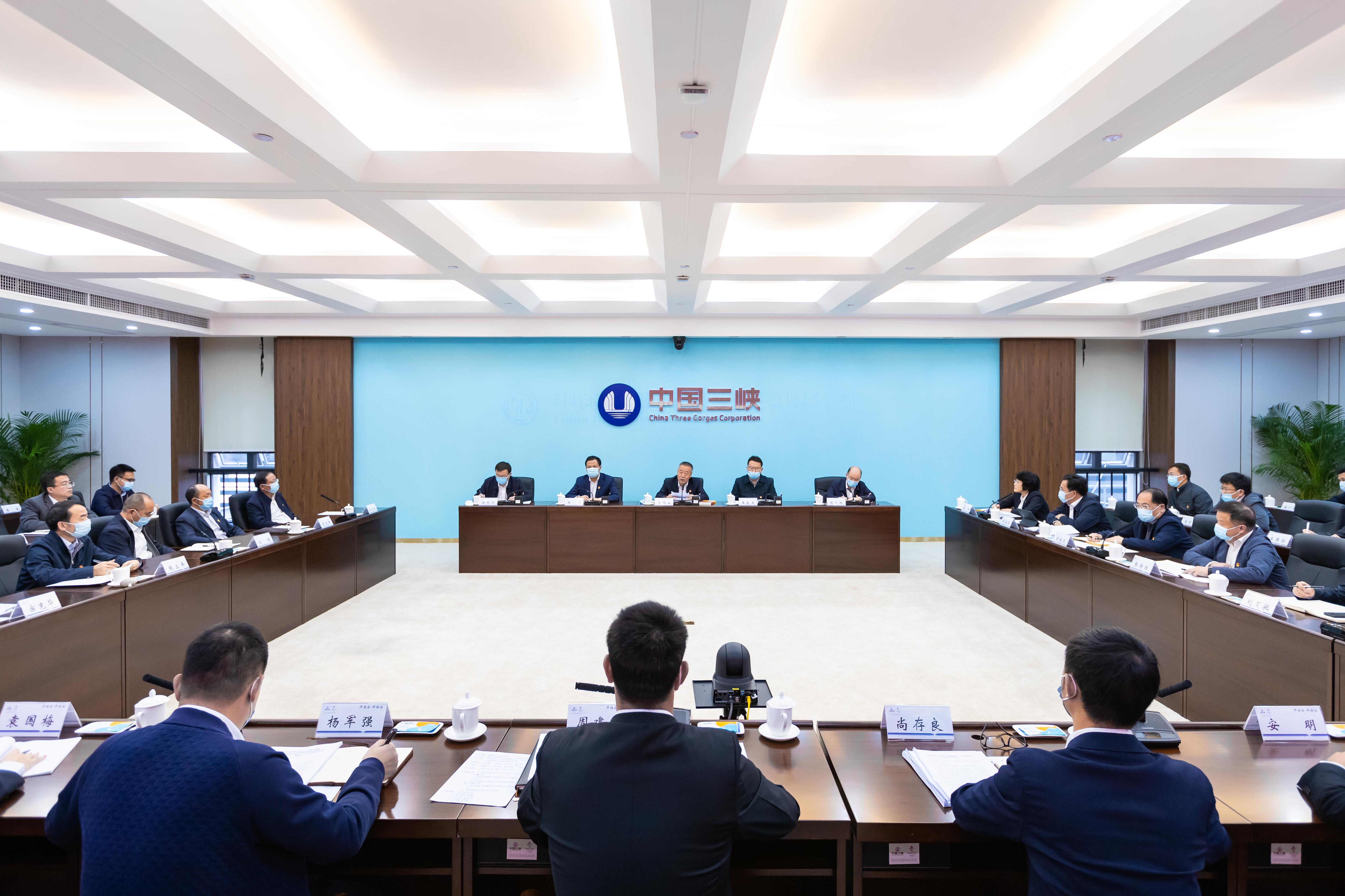 AV3I9841(1)(1) AV3I9841(1)(1)